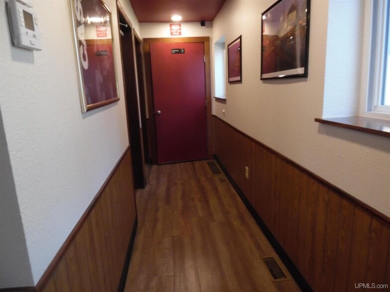 More Photos Of 31 Trimountain Ave, South Range Bar For Sale