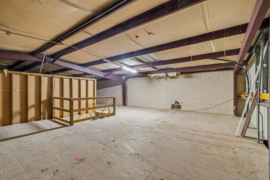 More Photos Of 1956 Kingsley Ave, Orange Park General Retail For Sale
