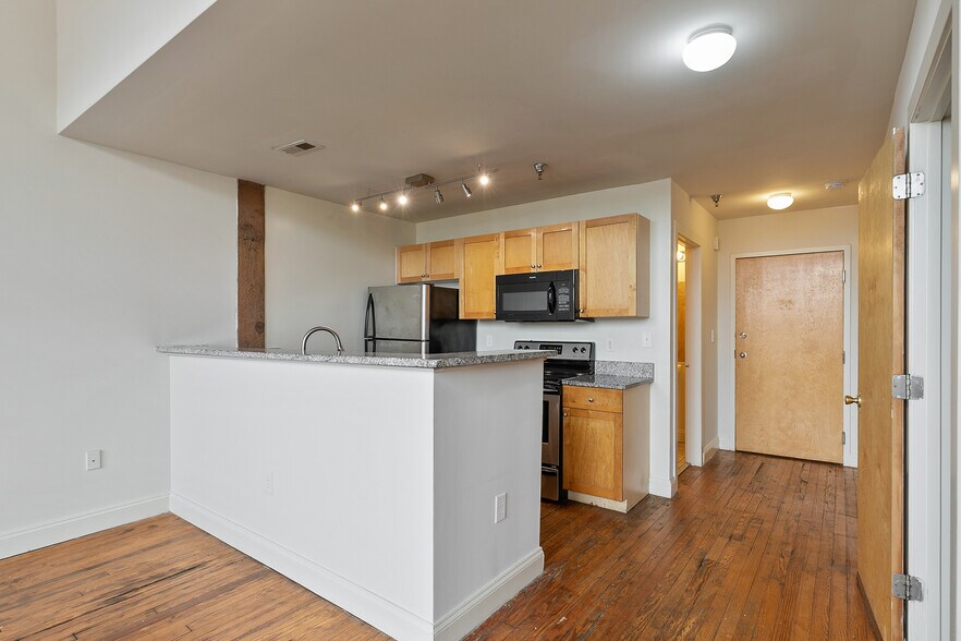 More Photos Of 1309 W Broad St, Richmond Apartments For Sale
