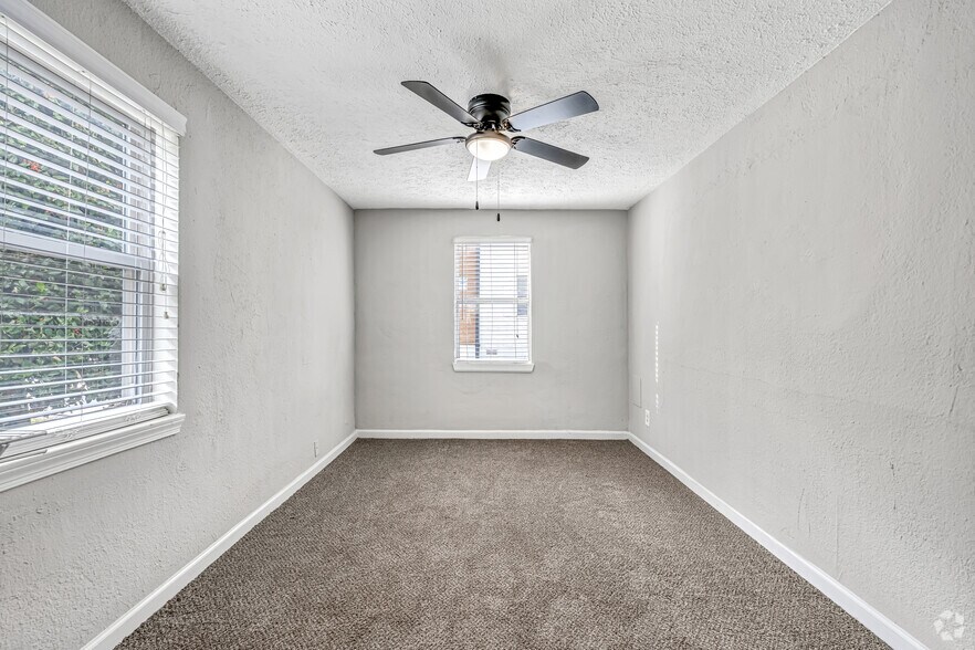 More Photos Of 2265 Perry Blvd NW, Atlanta Apartments For Sale