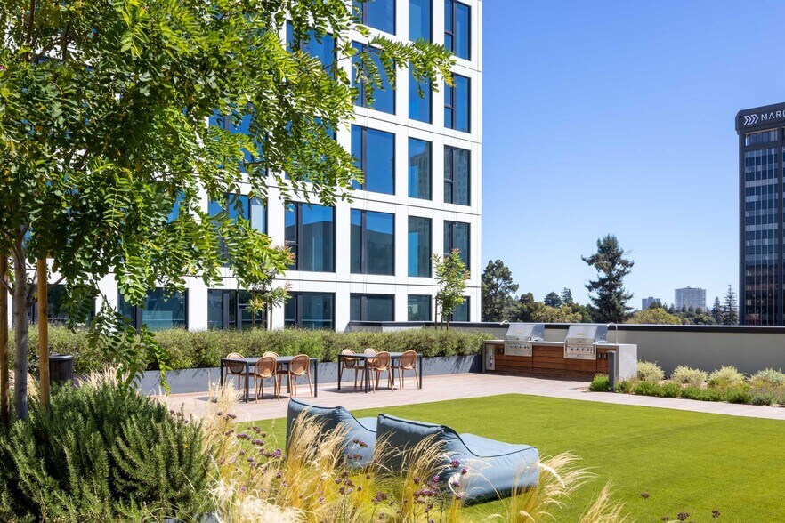 More Photos Of 300 24th St, Oakland Multifamily For Sale