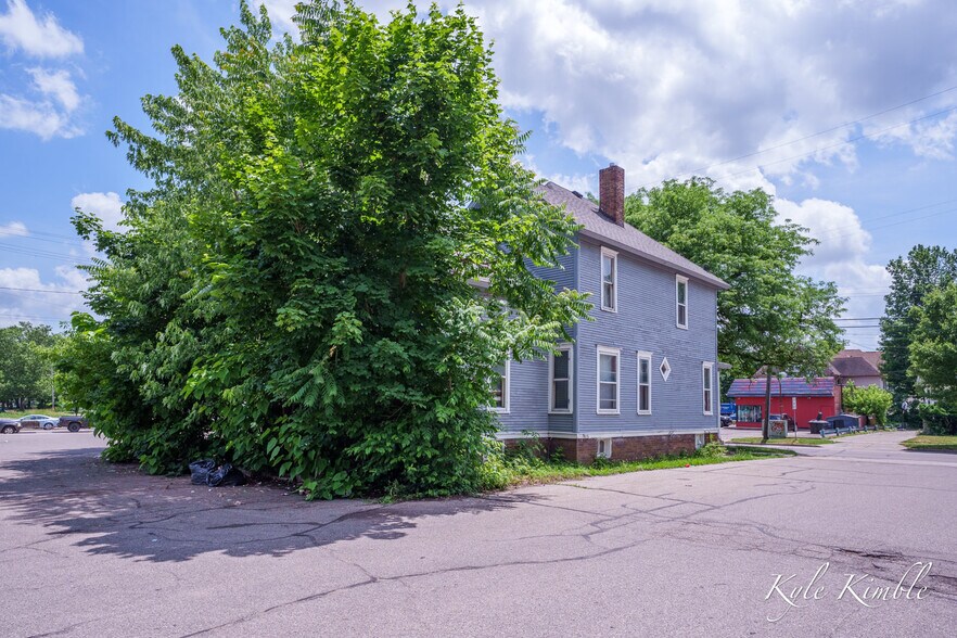 More Photos Of , Kalamazoo Multifamily For Sale