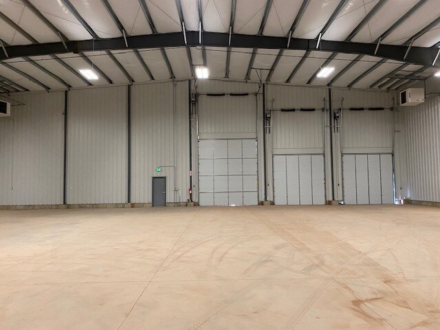 More Photos Of 3183 Highway 22 N, Dickinson Manufacturing For Lease