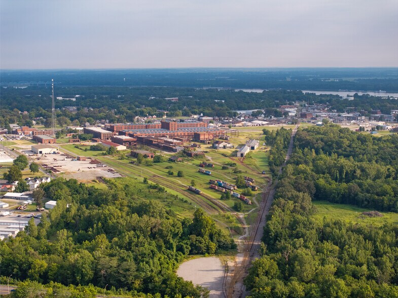 Primary Photo Of 1500 Kentucky Ave, Paducah Land For Sale