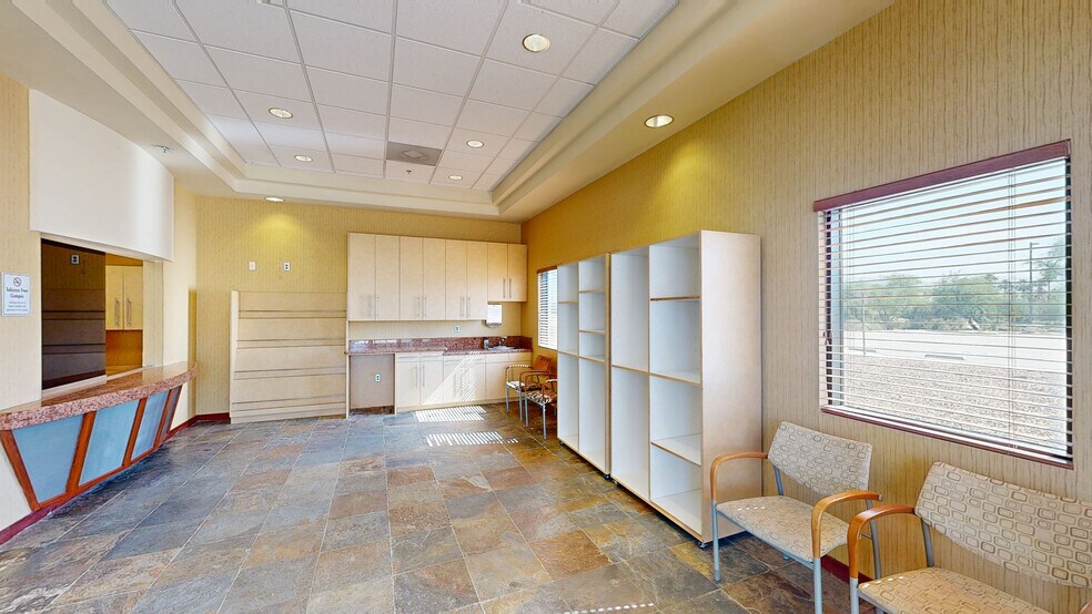 More Photos Of 77840 Flora Rd, Palm Desert Medical For Sale