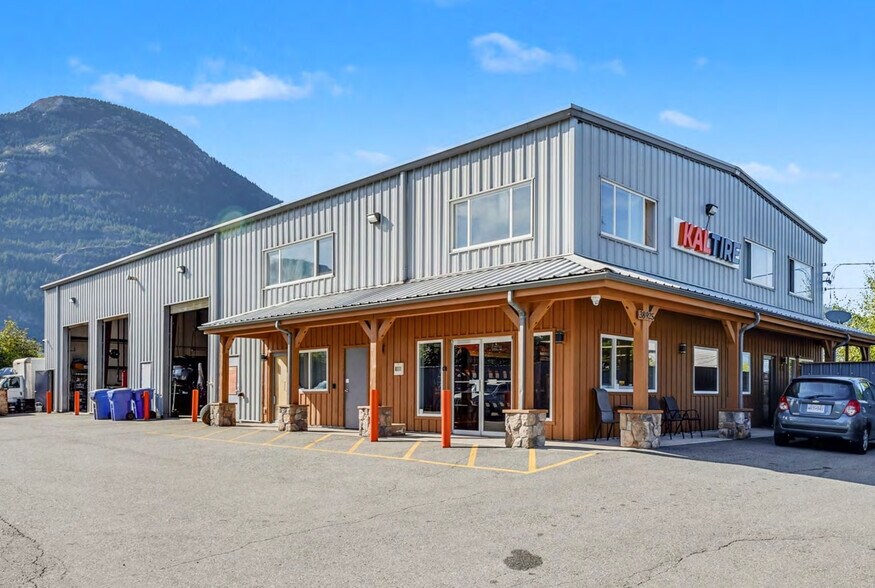 Primary Photo Of 38925 Production Way, Squamish Auto Repair For Sale
