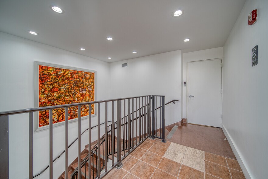 More Photos Of 7500 NW 52nd St, Miami Medical For Lease