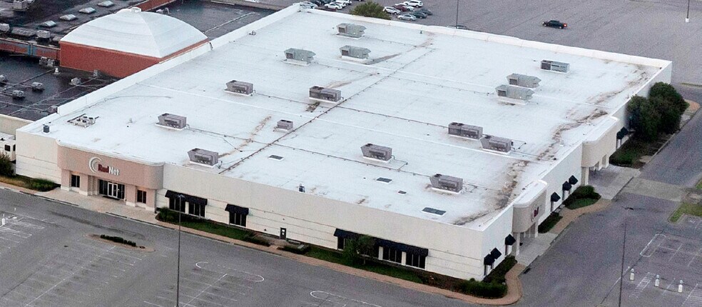 More Photos Of 14002 E 21st St, Tulsa Office For Sale
