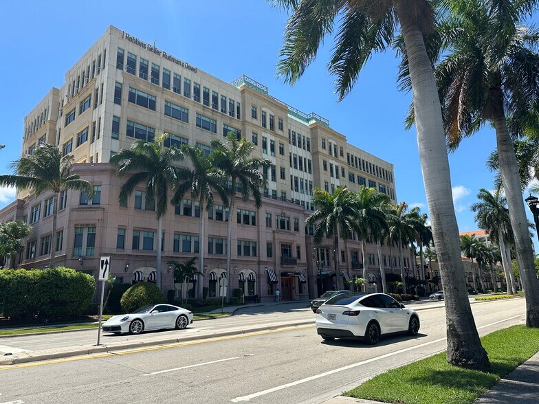 More Photos Of 225 NE Mizner Blvd, Boca Raton Office For Lease