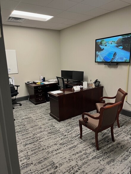 More Photos Of 4401 Bretton Ct NW, Acworth Distribution For Lease