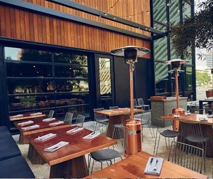 More Photos Of 9808 17th Ave SW, Seattle General Retail For Lease