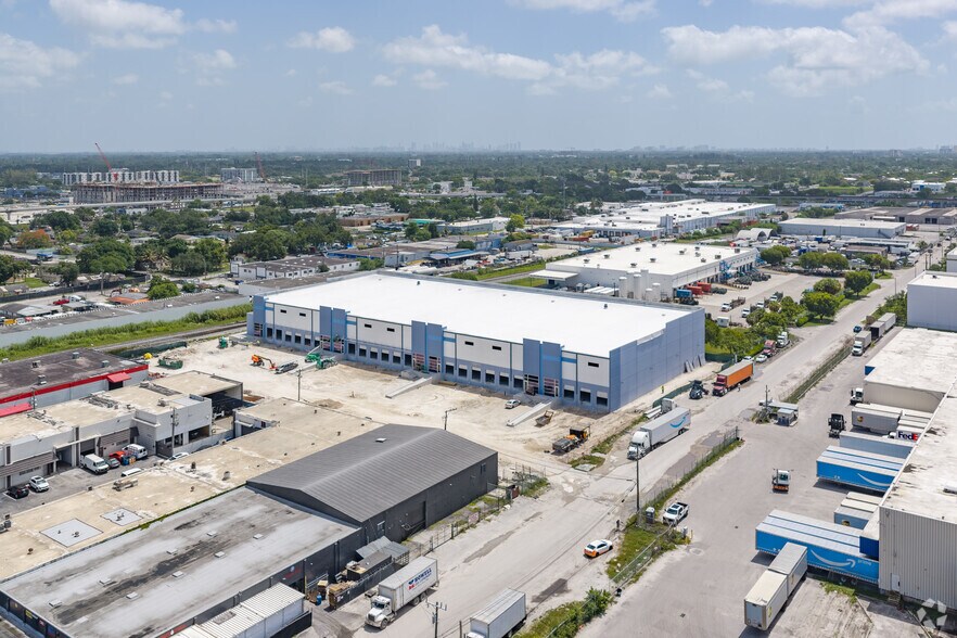 More Photos Of 3123 NW 73rd St, Miami Warehouse For Sale