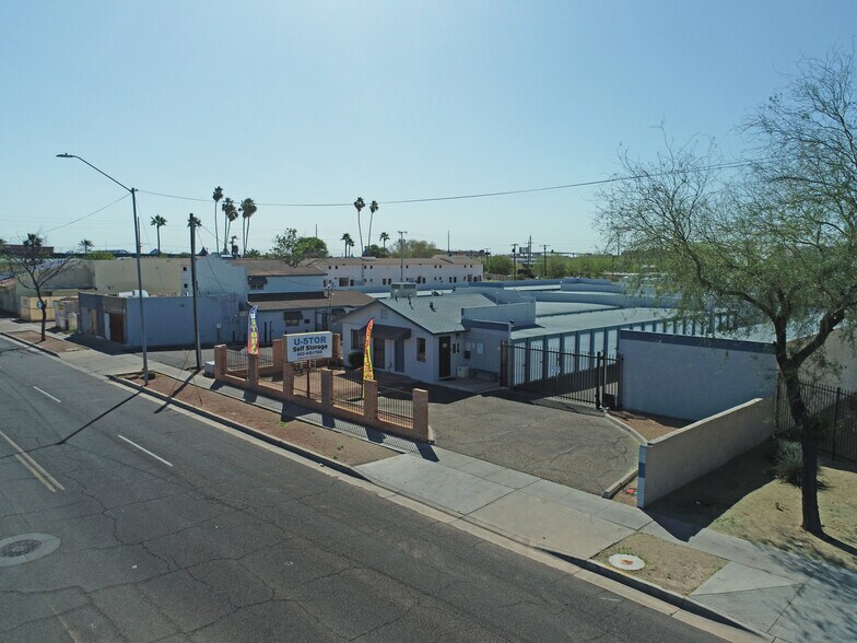 More Photos Of 3501 E Van Buren St, Phoenix Self Storage For Sale