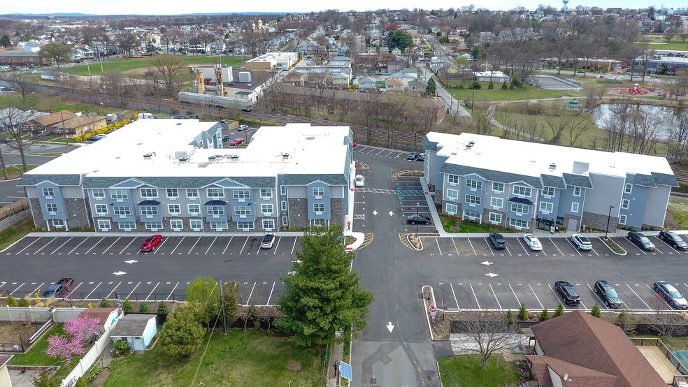 More Photos Of 200-202 Schley St, Garfield Apartments For Sale