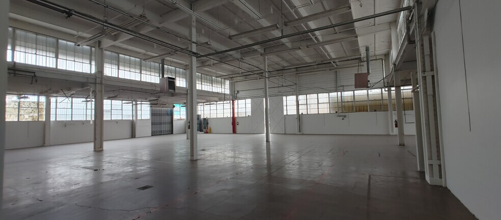More Photos Of 1425 Grande Vista Ave, Los Angeles Warehouse For Lease