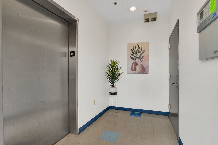 More Photos Of 942 Jefferson St, Nashville Apartments For Sale