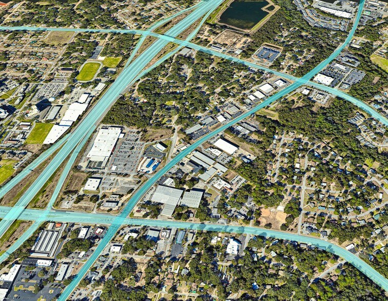 More Photos Of 5700 N Davis Hwy, Pensacola General Retail For Lease