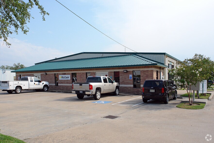 Primary Photo Of 1320 Highway 3 S, League City Warehouse For Lease