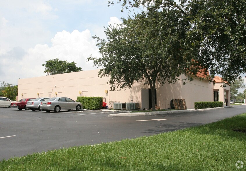 More Photos Of 1906 Clint Moore Rd, Boca Raton Unknown For Lease