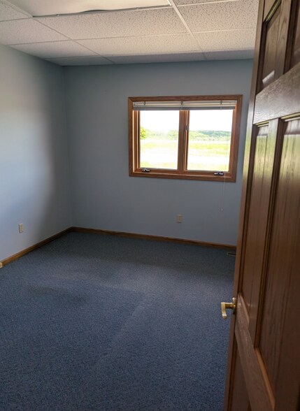 More Photos Of 6150 W Frontage Rd, Medford Warehouse For Sale