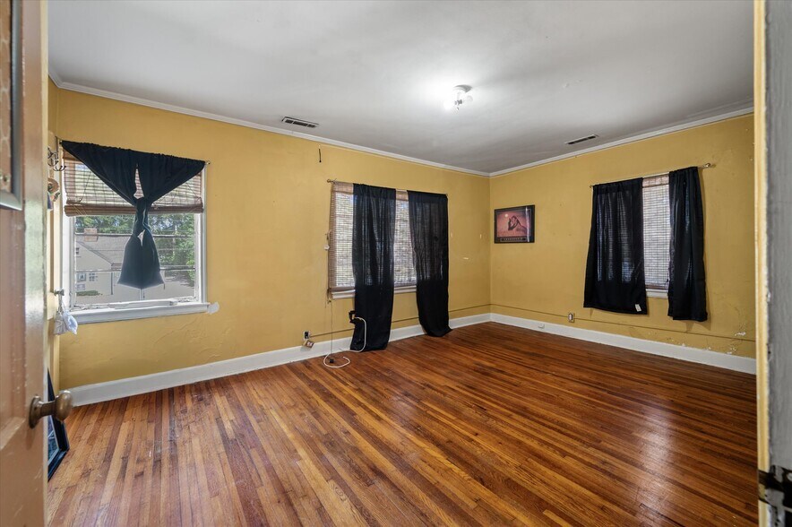 More Photos Of 565 Savannah Hwy, Charleston Office Residential For Sale