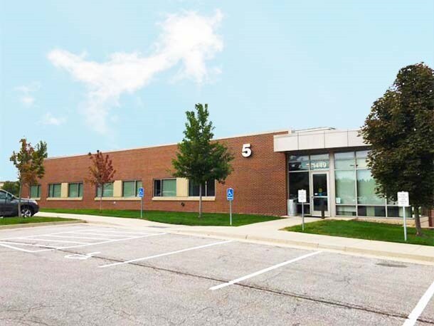 More Photos Of 1449 NW 128th St, Clive Office For Sale