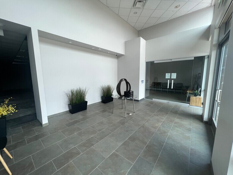 More Photos Of 1731 Third St, Norco Medical For Lease