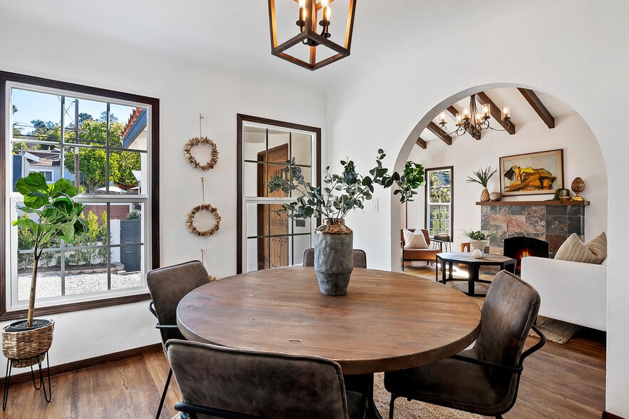 More Photos Of 2201 Avon St, Los Angeles Multifamily For Sale