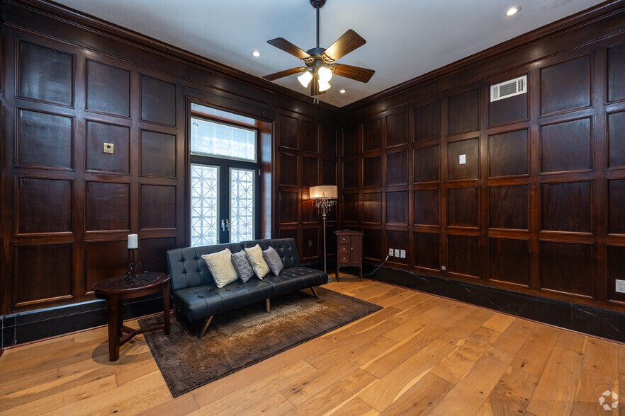 More Photos Of 3681 Lindell Blvd, Saint Louis Multifamily For Sale