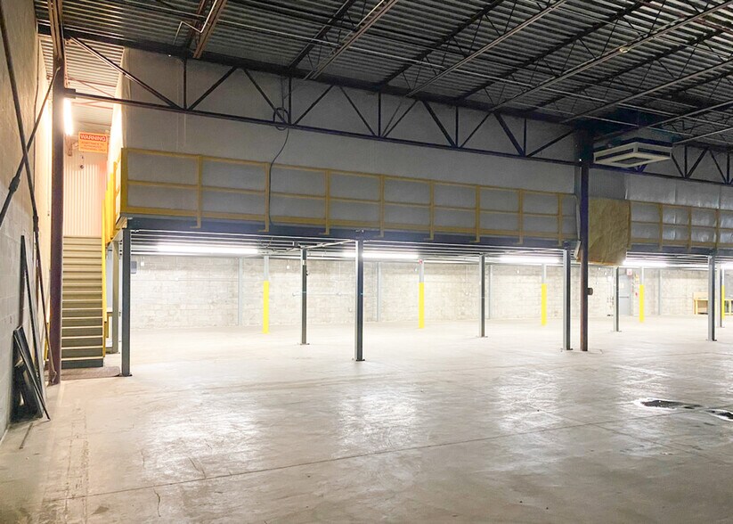 More Photos Of 2029 High st, Columbus Light Distribution For Lease