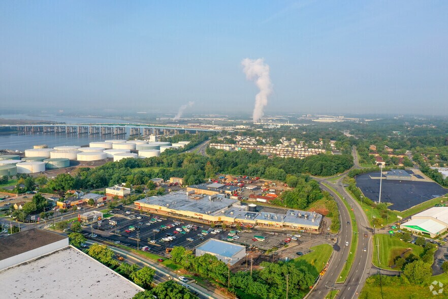 More Photos Of 365 Convery Blvd, Perth Amboy Unknown For Lease