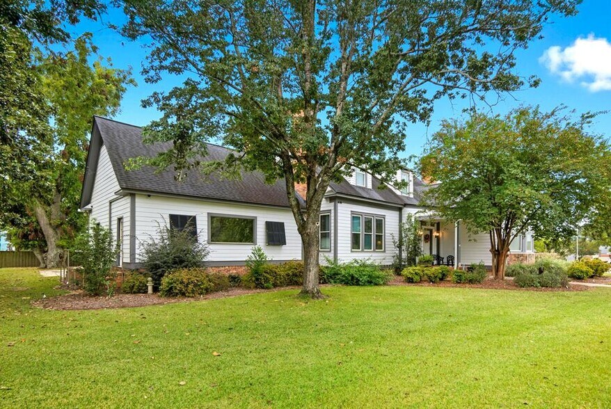 More Photos Of 235 Cedric St, Leesburg Office Residential For Lease