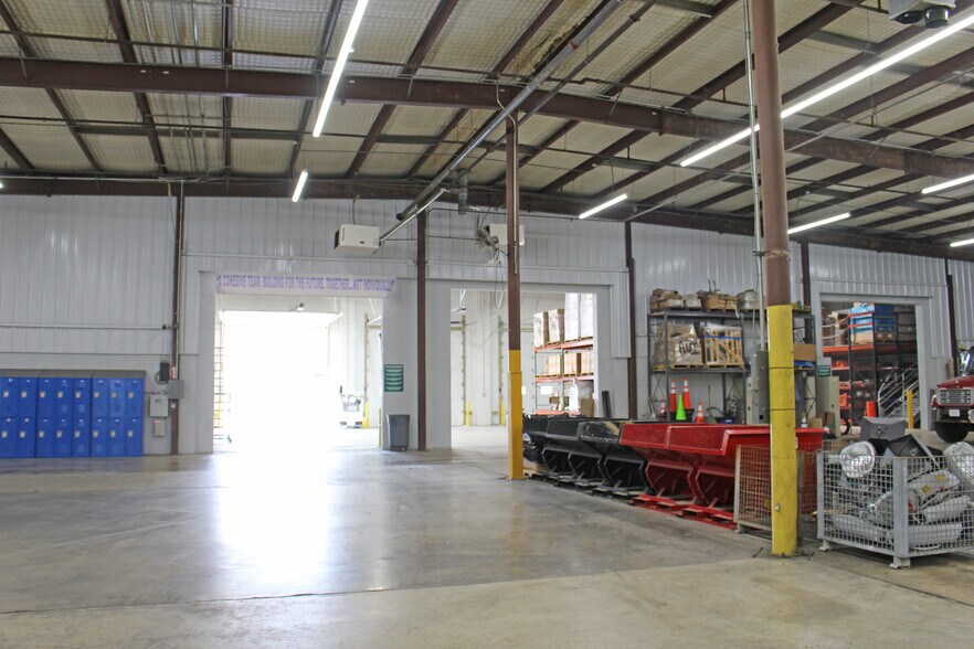 More Photos Of 101 Ritchie Rd, Capitol Heights Warehouse For Sale