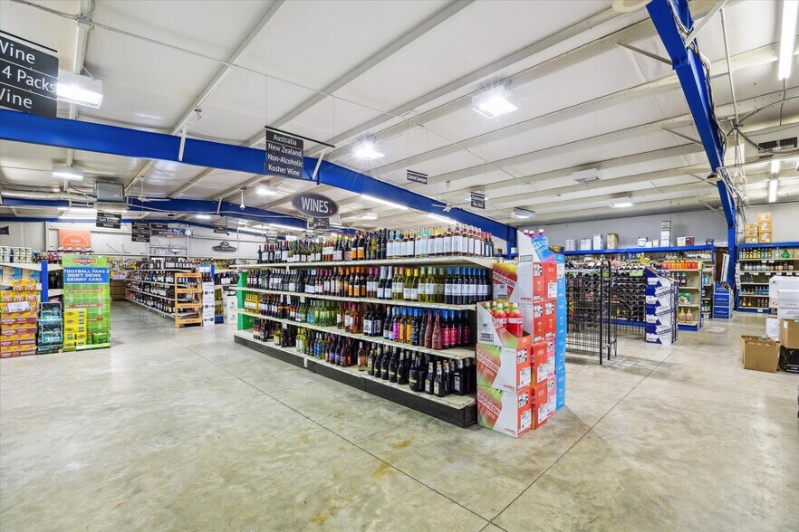 More Photos Of 14110 Stuebner Airline Rd, Houston Convenience Store For Sale