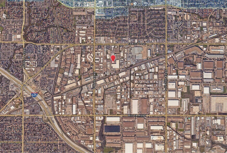 More Photos Of 714 Shepherd Dr, Garland Light Manufacturing For Sale