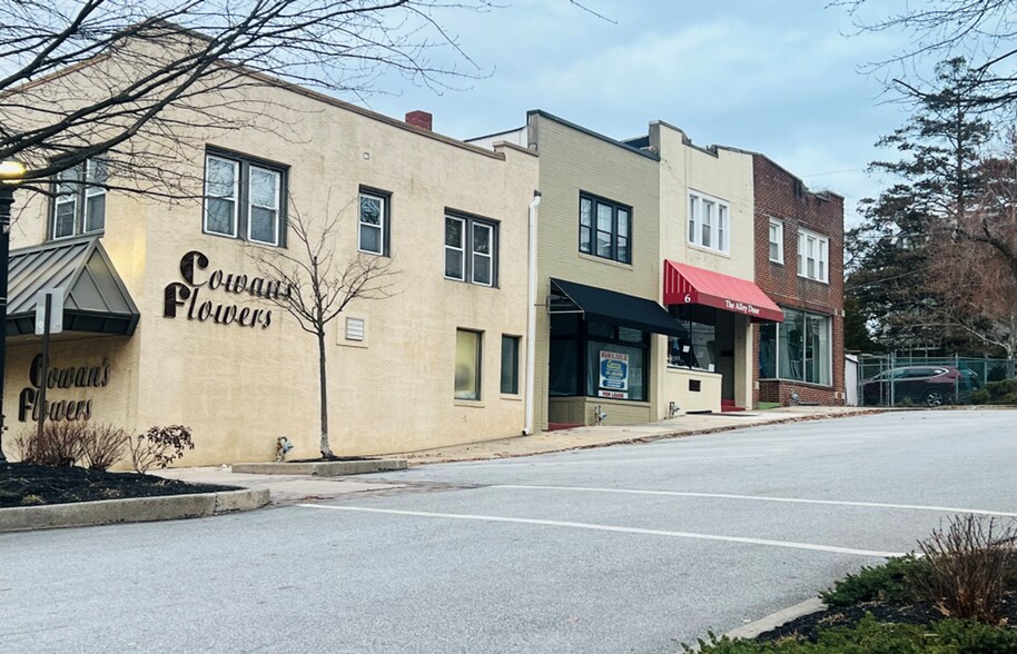 More Photos Of 4 Louella Ct, Wayne Storefront Retail Residential For Lease