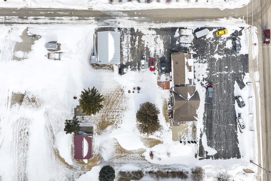 More Photos Of 513-529 Duluth Ave, Sturgeon Bay, Sturgeon Bay General Retail For Sale