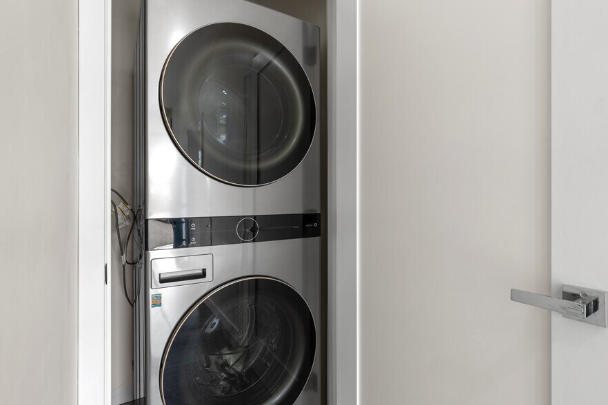 More Photos Of 6144 Pontiac St, San Diego Apartments For Sale