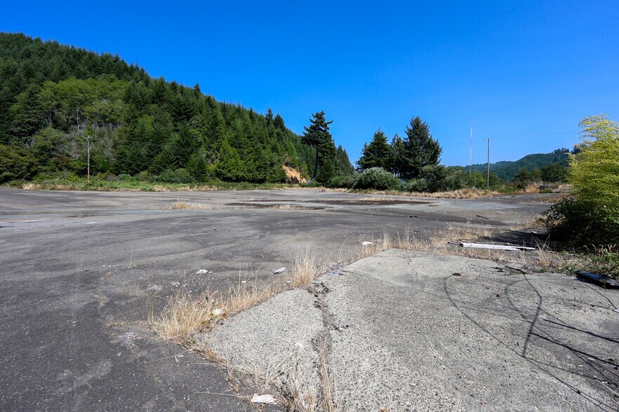 More Photos Of 2600 Lower Smith River rd, Reedsport Industrial For Sale