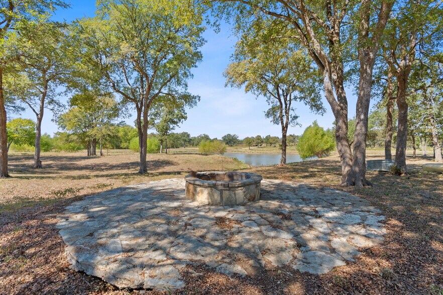 More Photos Of 5501 Old Colony Line Rd, Lockhart Land For Sale