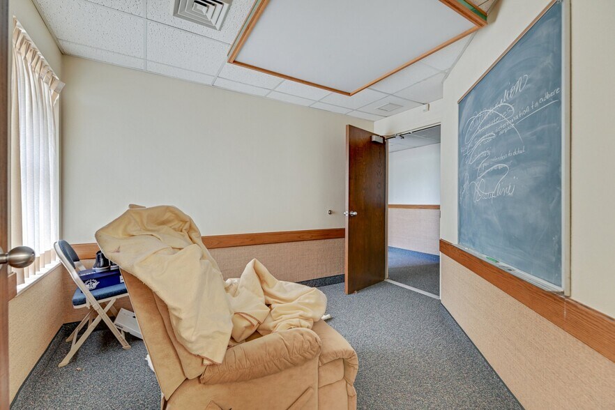 More Photos Of 762 S Court St, Montgomery Religious Facility For Sale