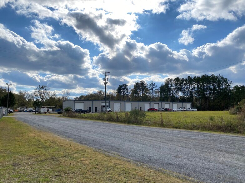More Photos Of 116 Pidgeon Bay Rd, Summerville Warehouse For Lease