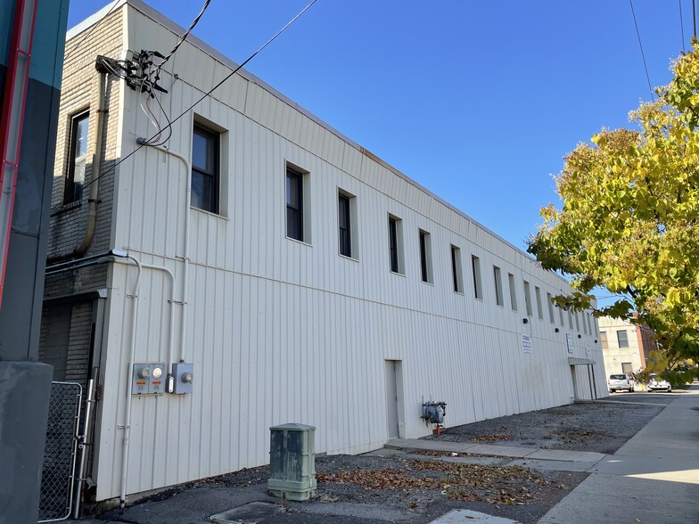 More Photos Of 3138 Snelling Ave, Minneapolis Industrial For Sale