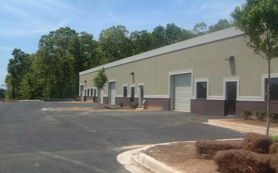 More Photos Of 3768 Peachtree Crest Dr, Duluth Warehouse For Lease