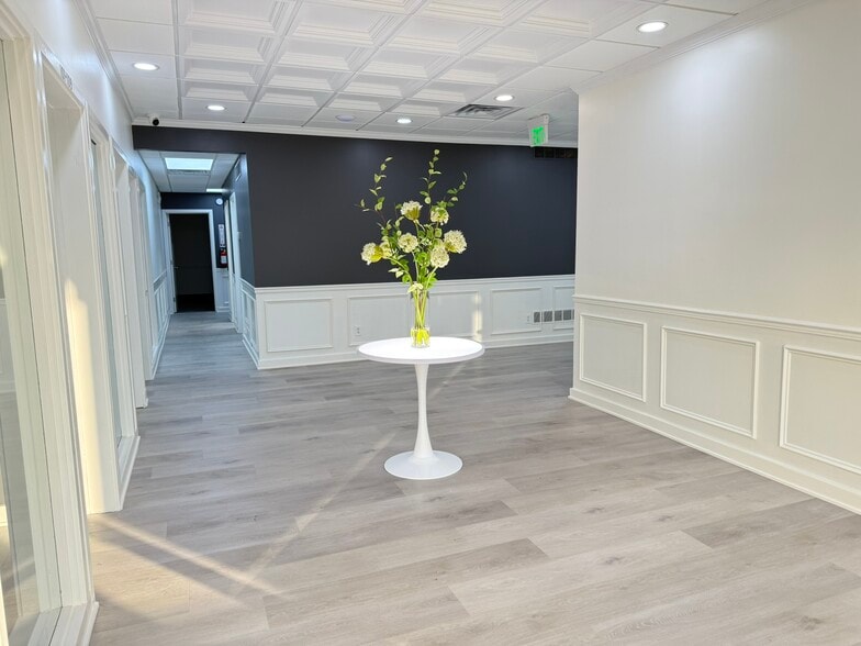 More Photos Of 20 Office Park Way, Pittsford Office For Lease