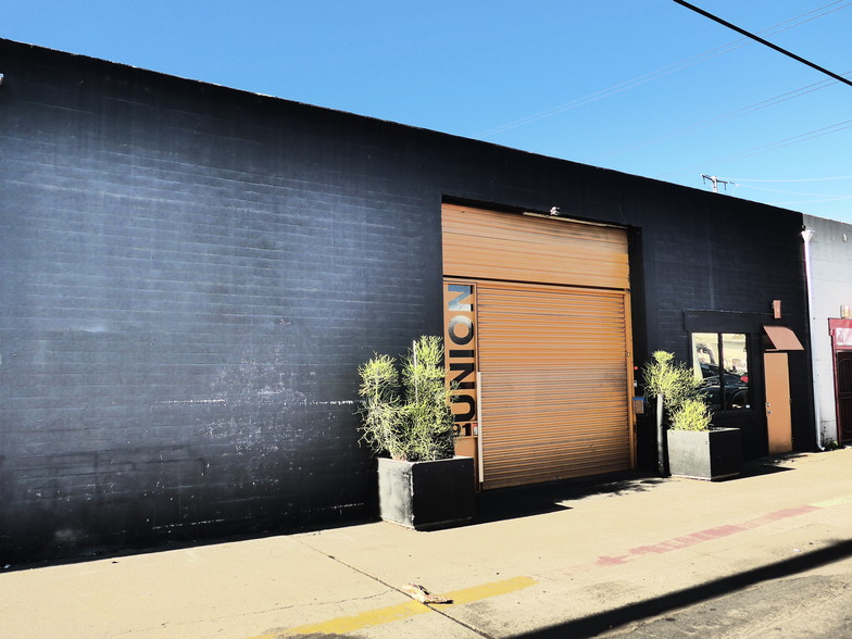 Primary Photo Of 2191 Main St, San Diego Warehouse For Lease