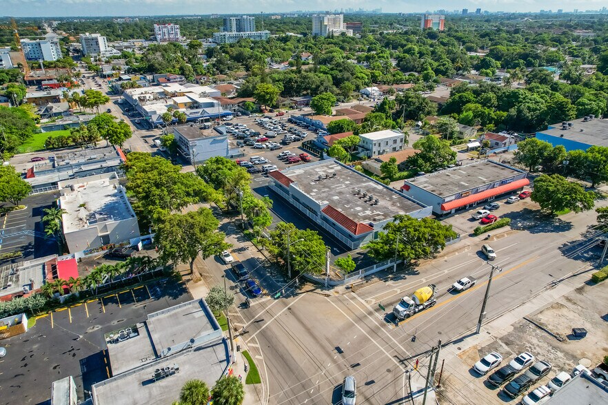More Photos Of 2901 NW 17th Ave, Miami Office For Sale