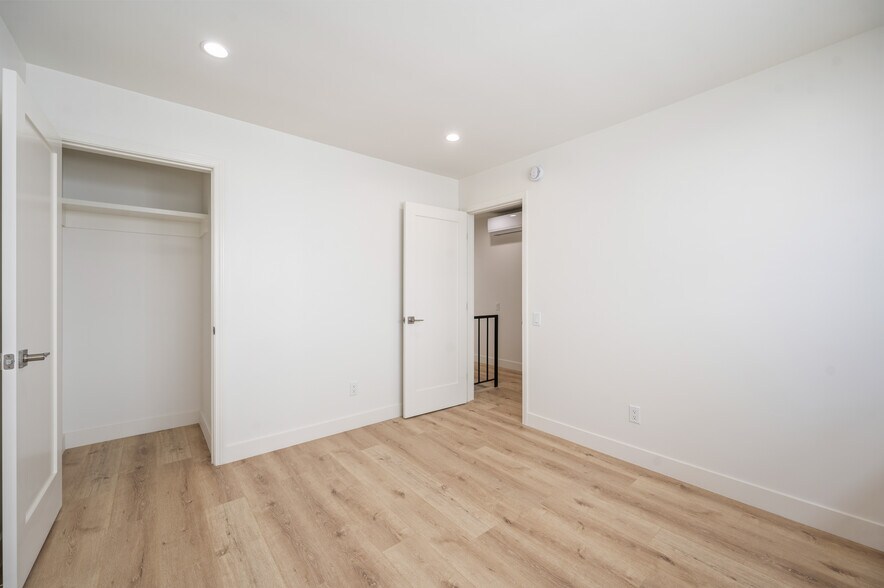 More Photos Of 4311-4315 Eagle Rock Blvd, Los Angeles Storefront Retail Residential For Sale