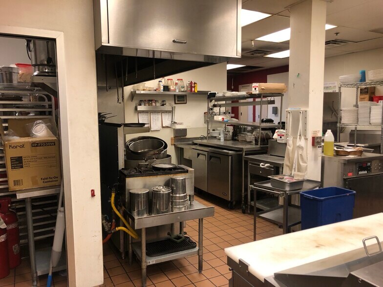 More Photos Of 4300 Tradewinds Dr, Oxnard Unknown For Lease