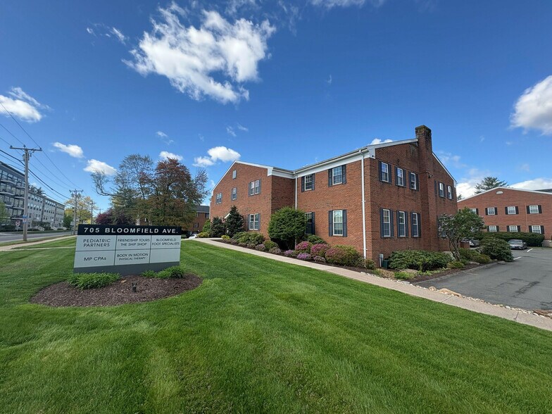 More Photos Of , Bloomfield Office For Sale